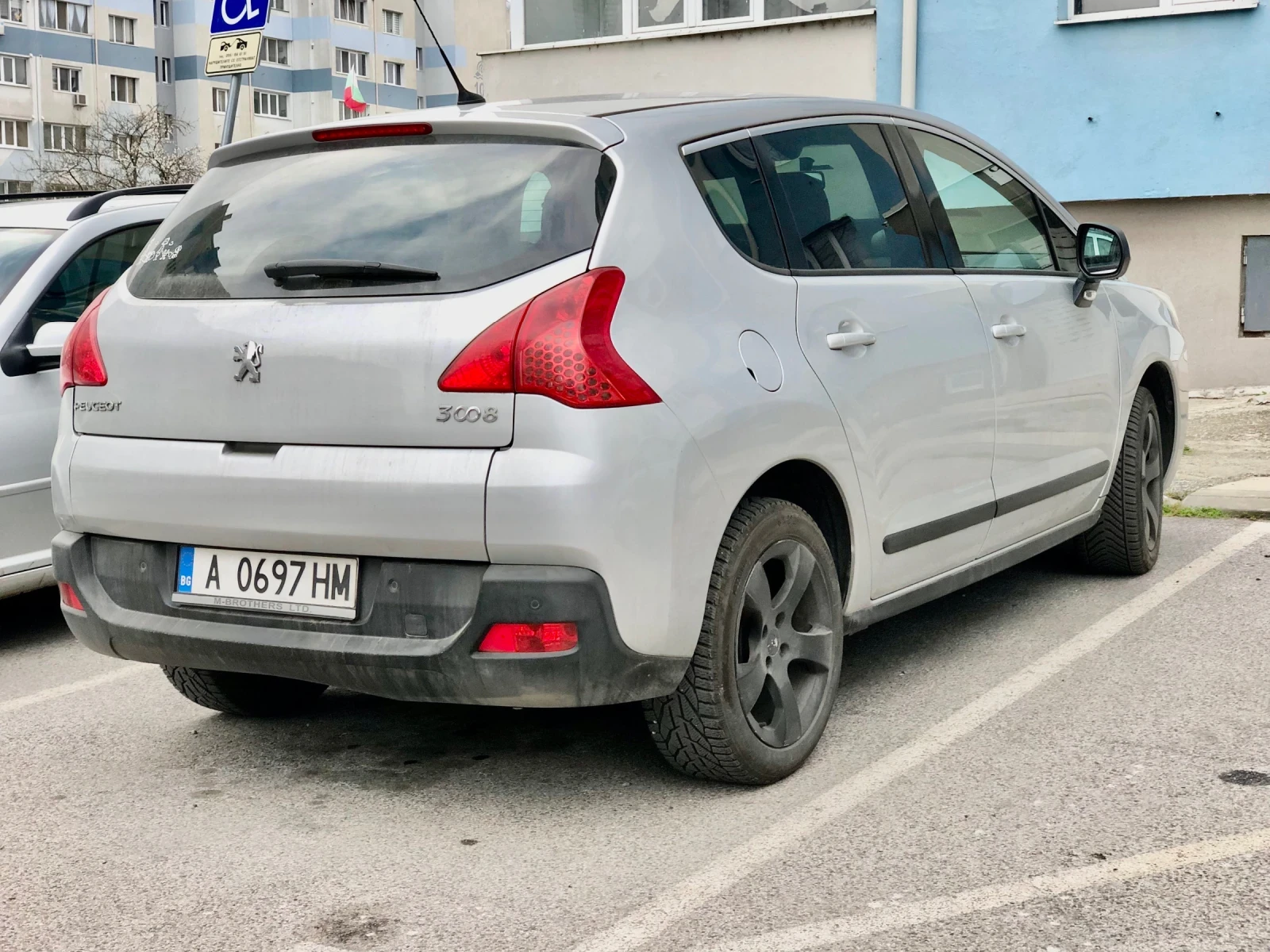 Peugeot 3008 1, 6 HDI - изображение 3