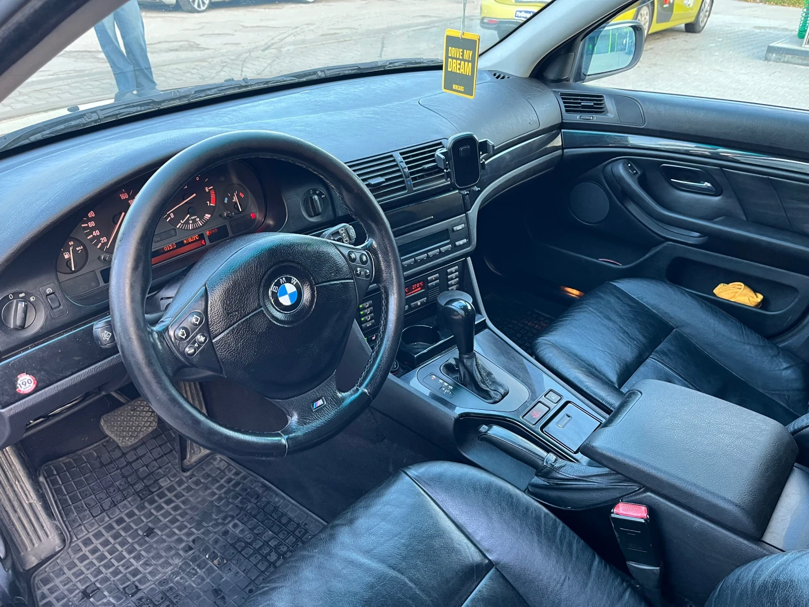 BMW 525  - изображение 8