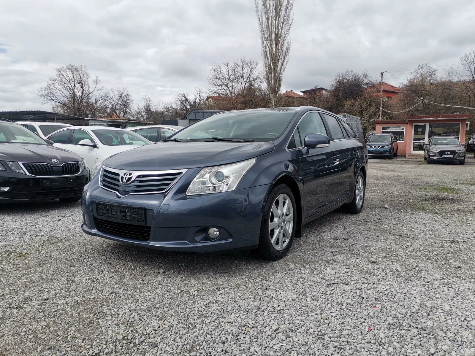 Toyota Avensis 2.0 D4D 125к.с., снимка 3 - Автомобили и джипове - 54019932