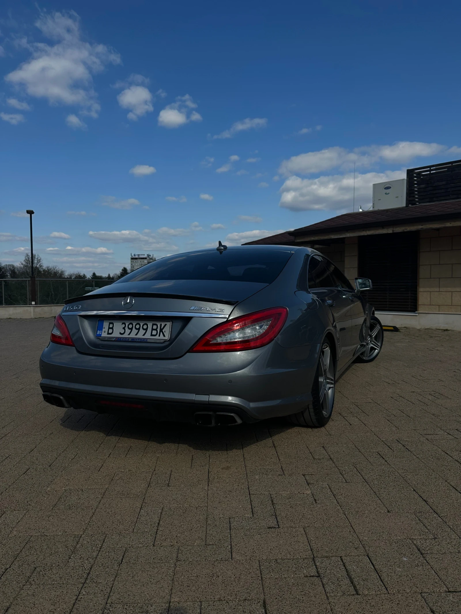 Mercedes-Benz CLS 63 AMG Performance Pack, снимка 3 - Автомобили и джипове - 54077494