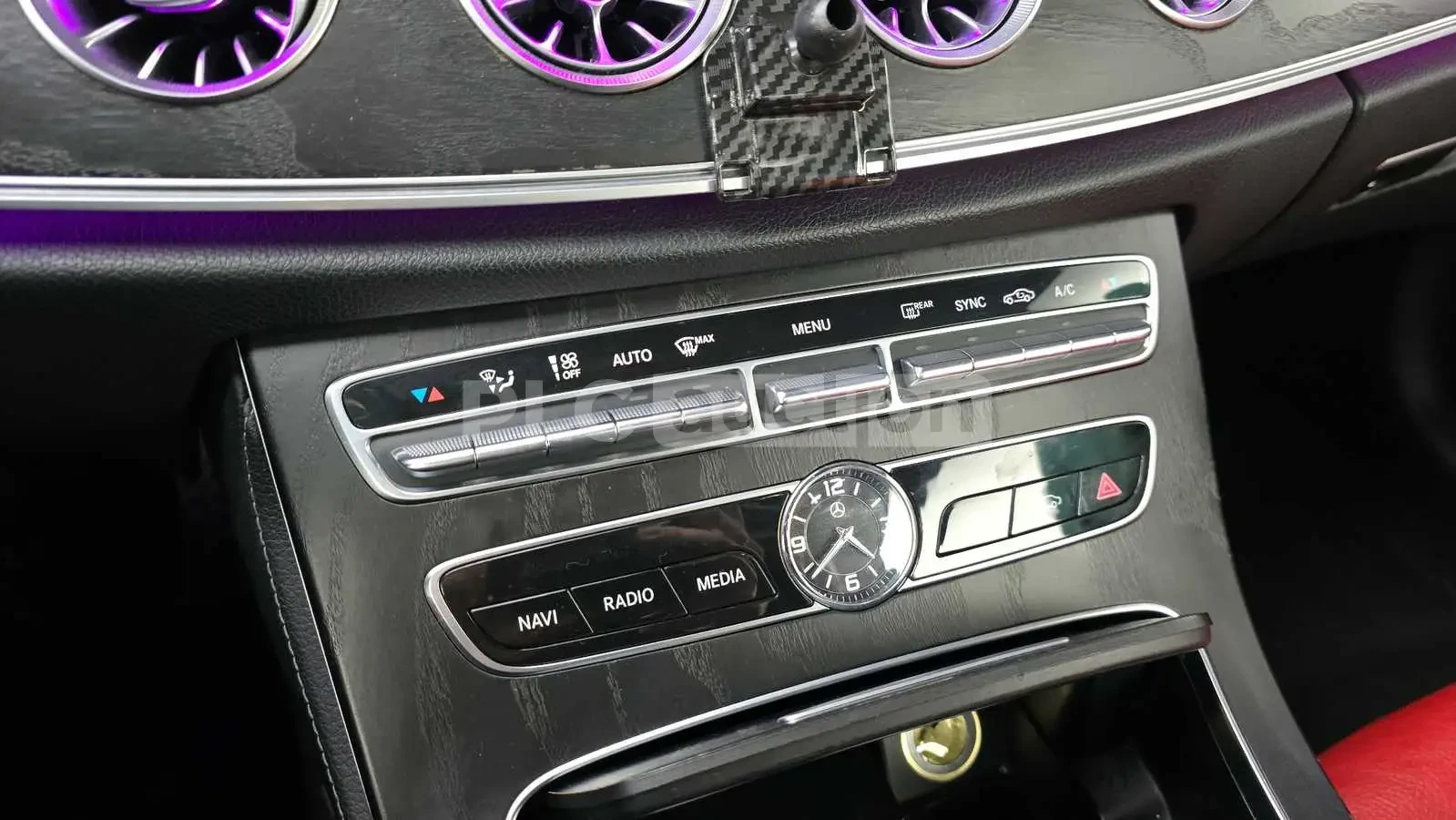 Mercedes-Benz E 220 AMG PK* BURMASTER* KEYLESS* AMBIENT* КРАЙНА ЦЕНА, снимка 12 - Автомобили и джипове - 54169979