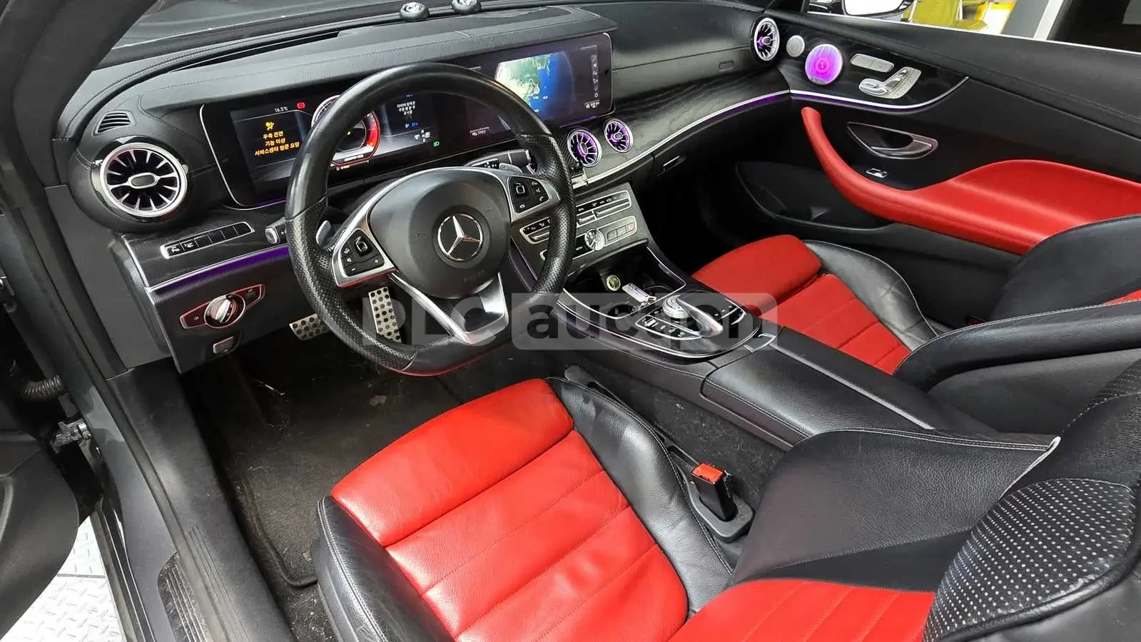 Mercedes-Benz E 220 AMG PK* BURMASTER* KEYLESS* AMBIENT* КРАЙНА ЦЕНА, снимка 7 - Автомобили и джипове - 54169979