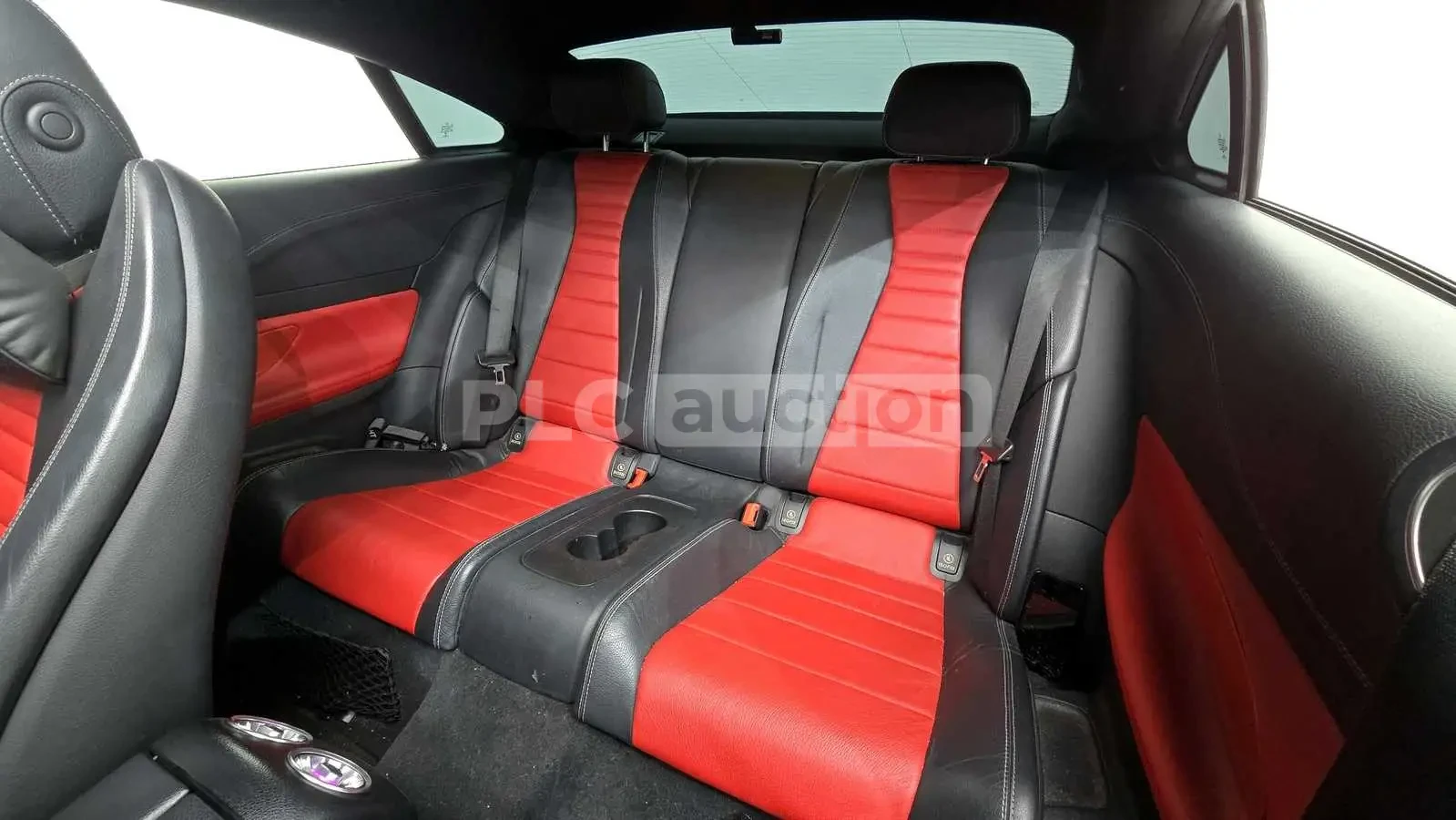 Mercedes-Benz E 220 AMG PK* BURMASTER* KEYLESS* AMBIENT* КРАЙНА ЦЕНА, снимка 14 - Автомобили и джипове - 54169979