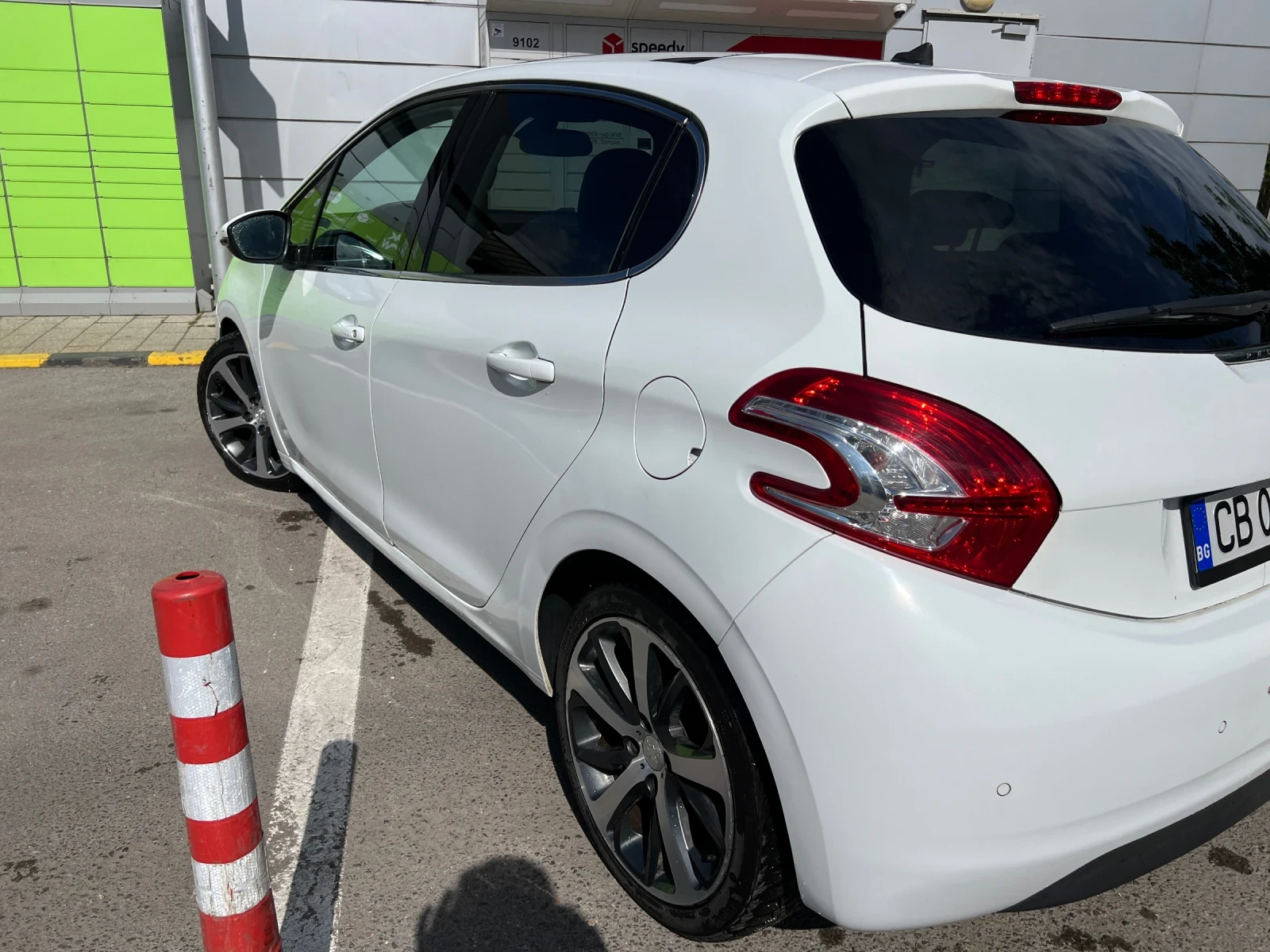 Peugeot 208 1.6VTI ALLURE AUTO, снимка 3 - Автомобили и джипове - 54576506