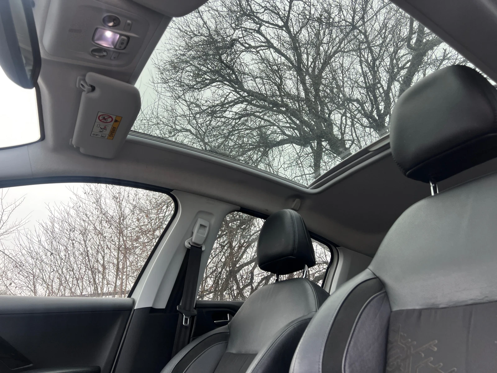 Peugeot 208 1.6VTI ALLURE AUTO, снимка 12 - Автомобили и джипове - 54576506