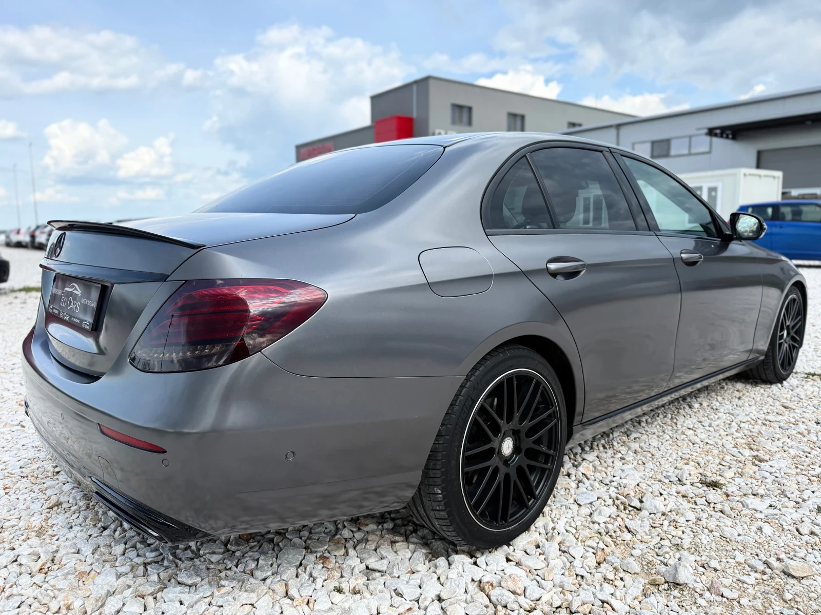 Mercedes-Benz E 200 220 CDI / AMG / 9G / BURMESTER / DISTRONIC /CAMERA, снимка 7 - Автомобили и джипове - 54671535