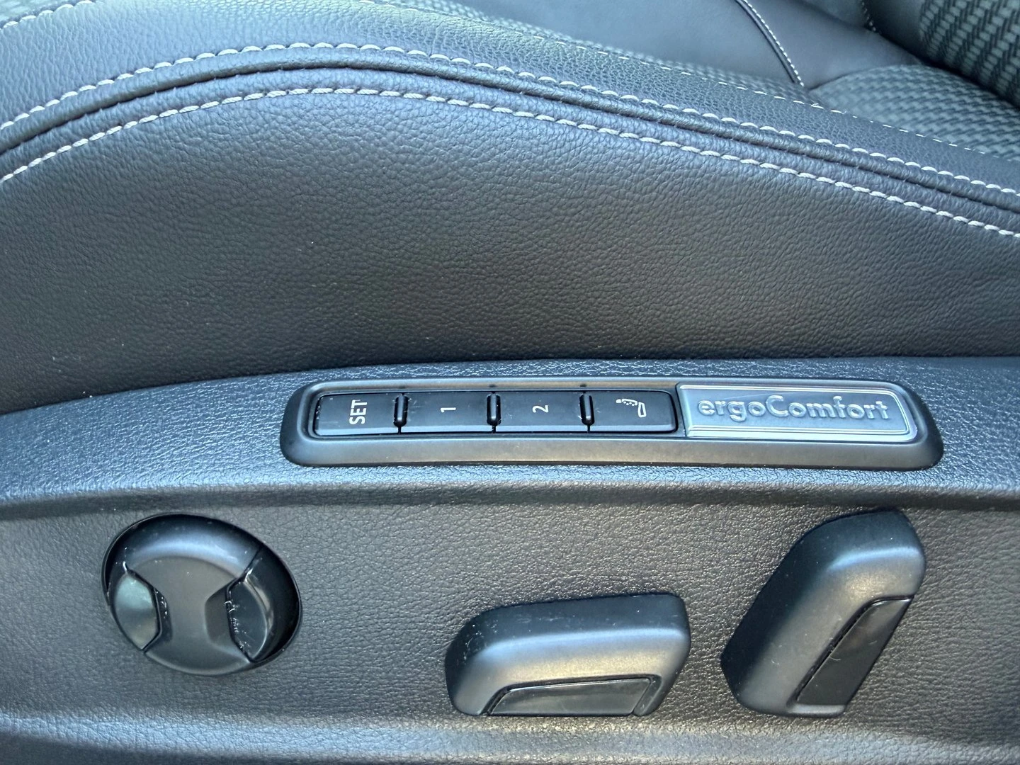 VW Passat, снимка 6 - Автомобили и джипове - 54923008