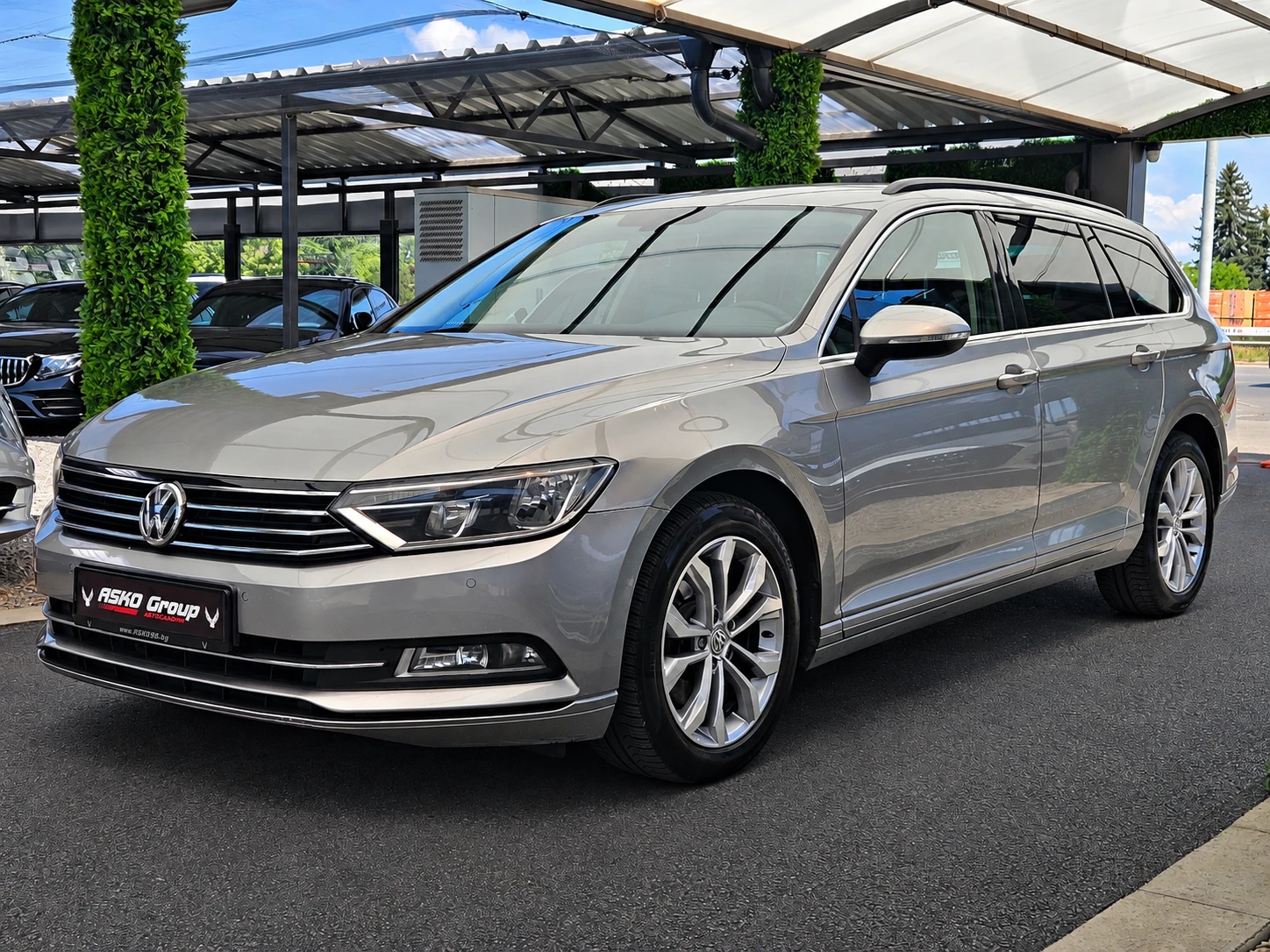 VW Passat 2.0TDI/GERMANY/DISTRONIC/ERGO COMFORT/CAR PLAY/LIZ