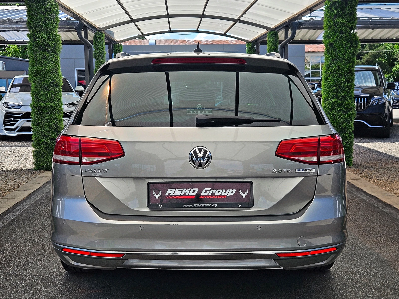 VW Passat 2.0TDI/GERMANY/DISTRONIC/ERGO COMFORT/CAR PLAY/LIZ, снимка 6 - Автомобили и джипове - 54997352