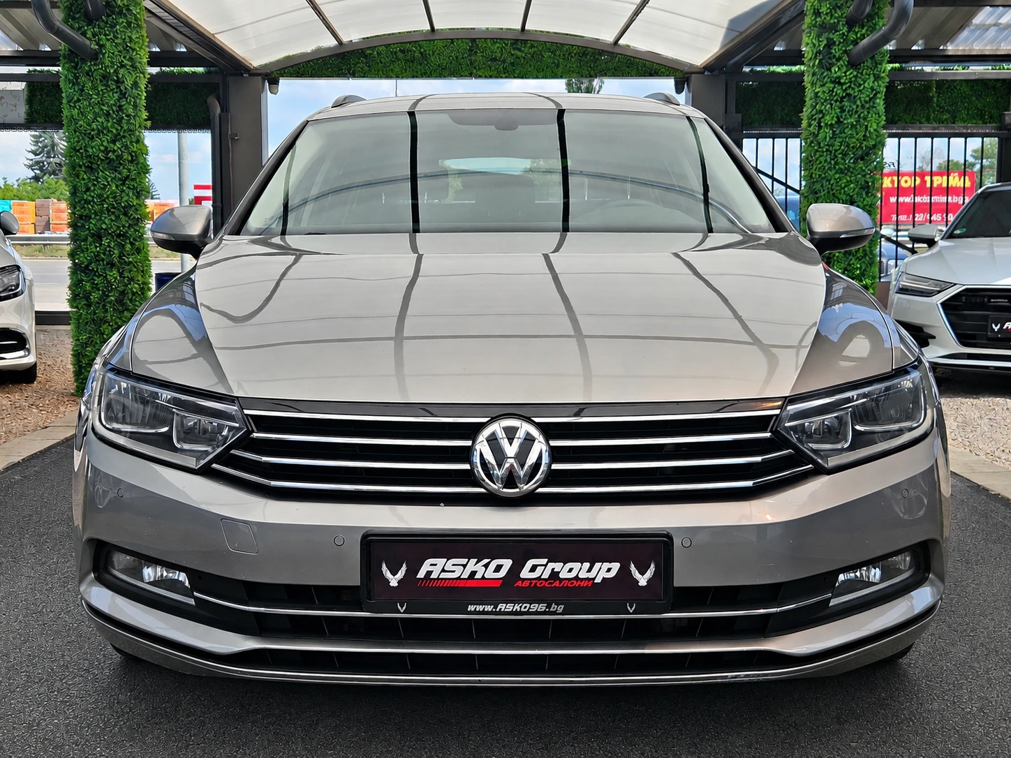 VW Passat 2.0TDI/GERMANY/DISTRONIC/ERGO COMFORT/CAR PLAY/LIZ, снимка 2 - Автомобили и джипове - 54997352