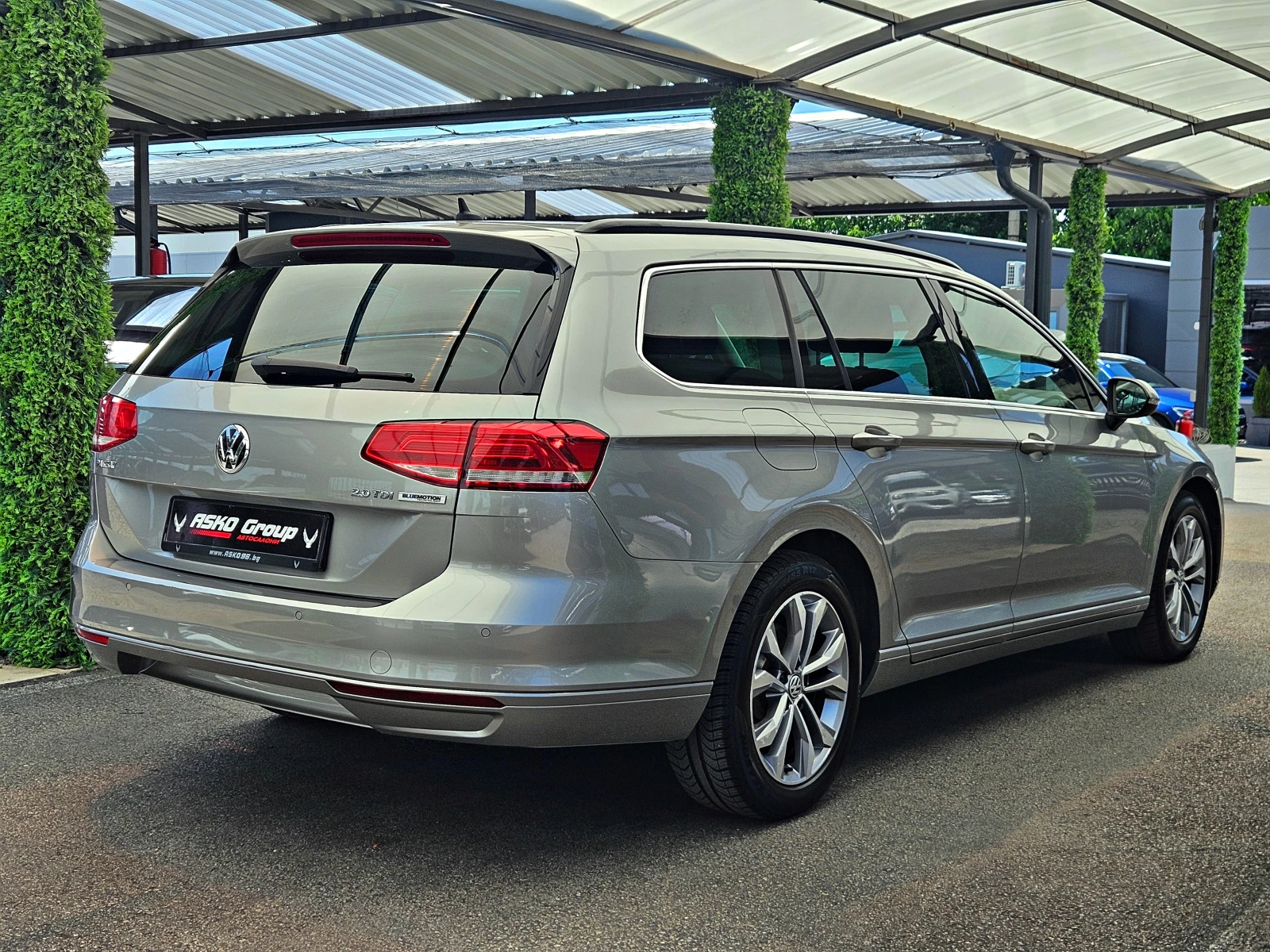 VW Passat 2.0TDI/GERMANY/DISTRONIC/ERGO COMFORT/CAR PLAY/LIZ, снимка 5 - Автомобили и джипове - 54997352
