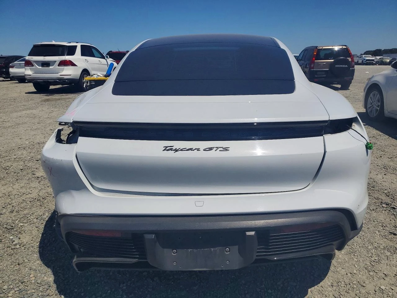 Porsche Taycan GTS , снимка 6 - Автомобили и джипове - 55057379