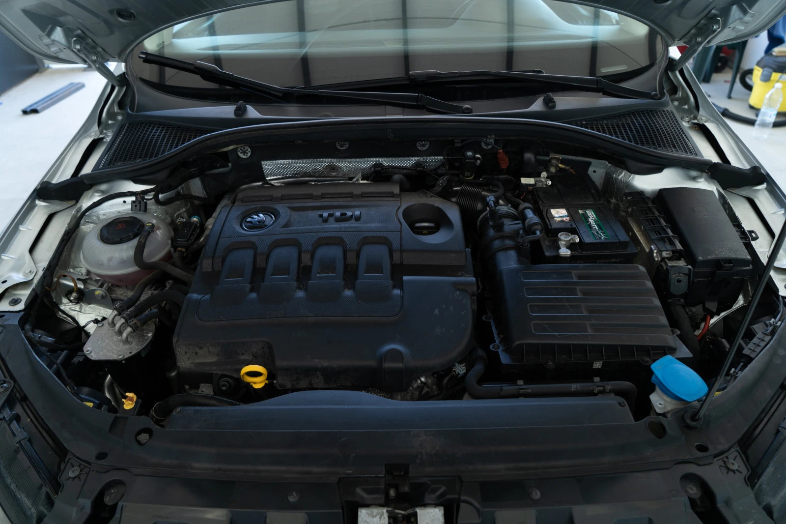 Skoda Octavia SCOUT = 2.0TDI = 4X4 = 2018 =  DSG = ЛИЗИНГ, снимка 12 - Автомобили и джипове - 55083496