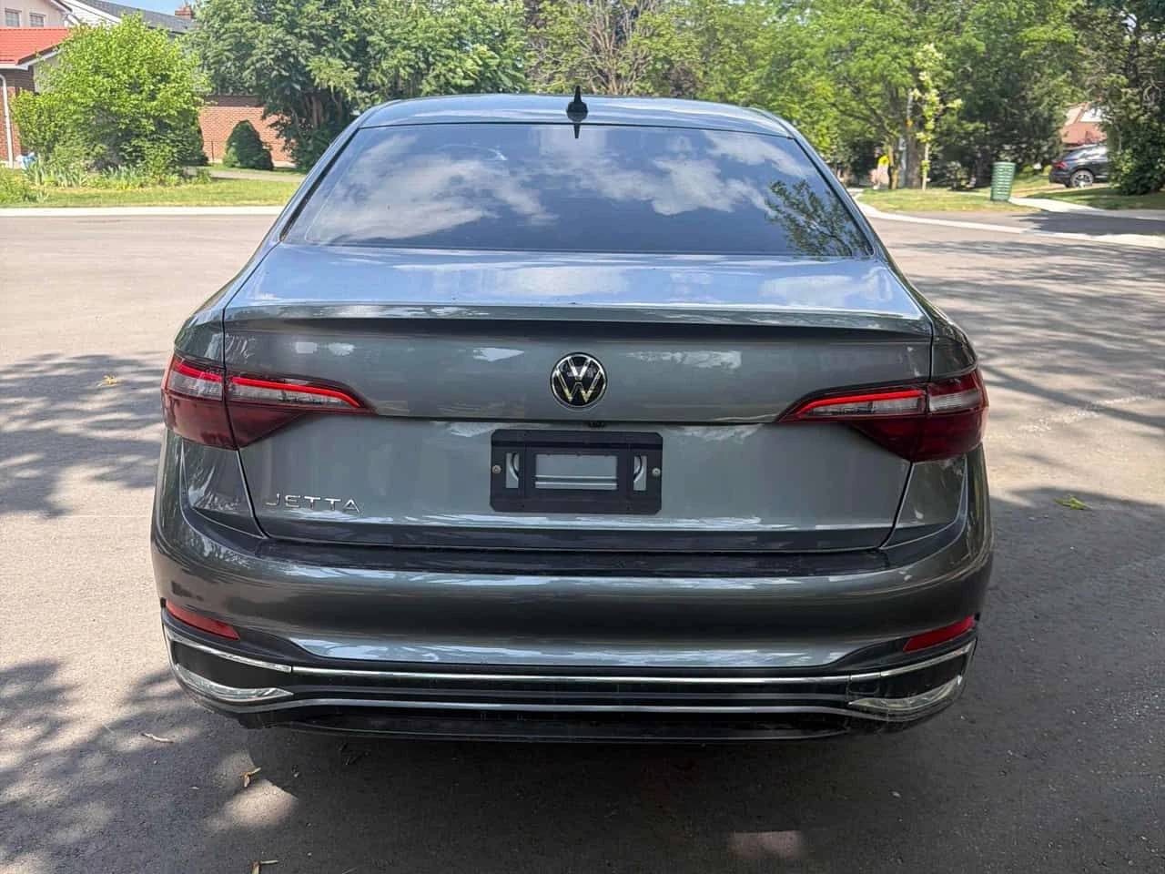 VW Jetta * Highline * CARFAX * БЕЗ ПЪРВОНАЧАЛНА ВНОСКА, снимка 4 - Автомобили и джипове - 55179971