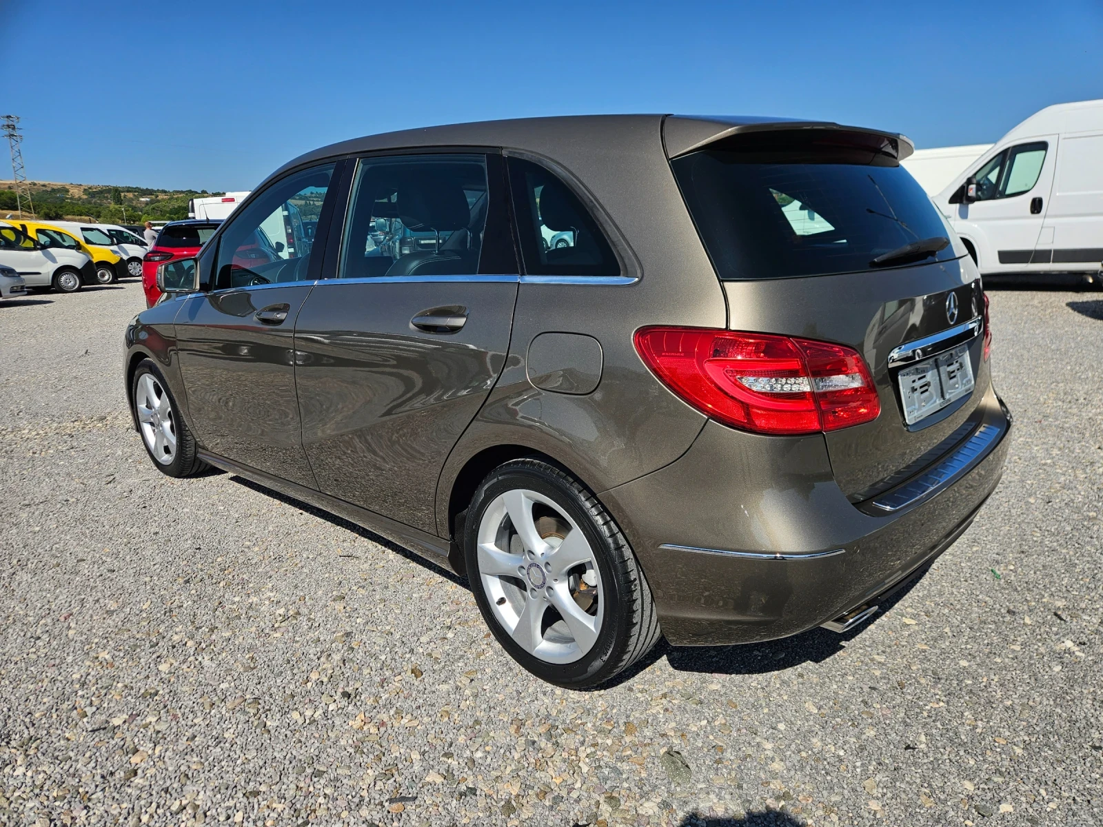 Mercedes-Benz B 180 2.0 D AUTOMAT , снимка 7 - Автомобили и джипове - 55482338