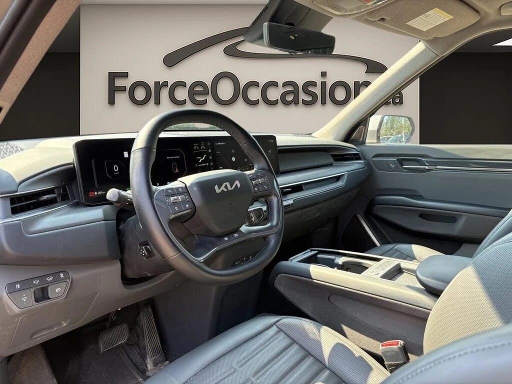Kia EV9 DISTRONIC* 360* ОБДУХ* СЛ.ЛЕНТИ* HUD, снимка 6 - Автомобили и джипове - 55644141