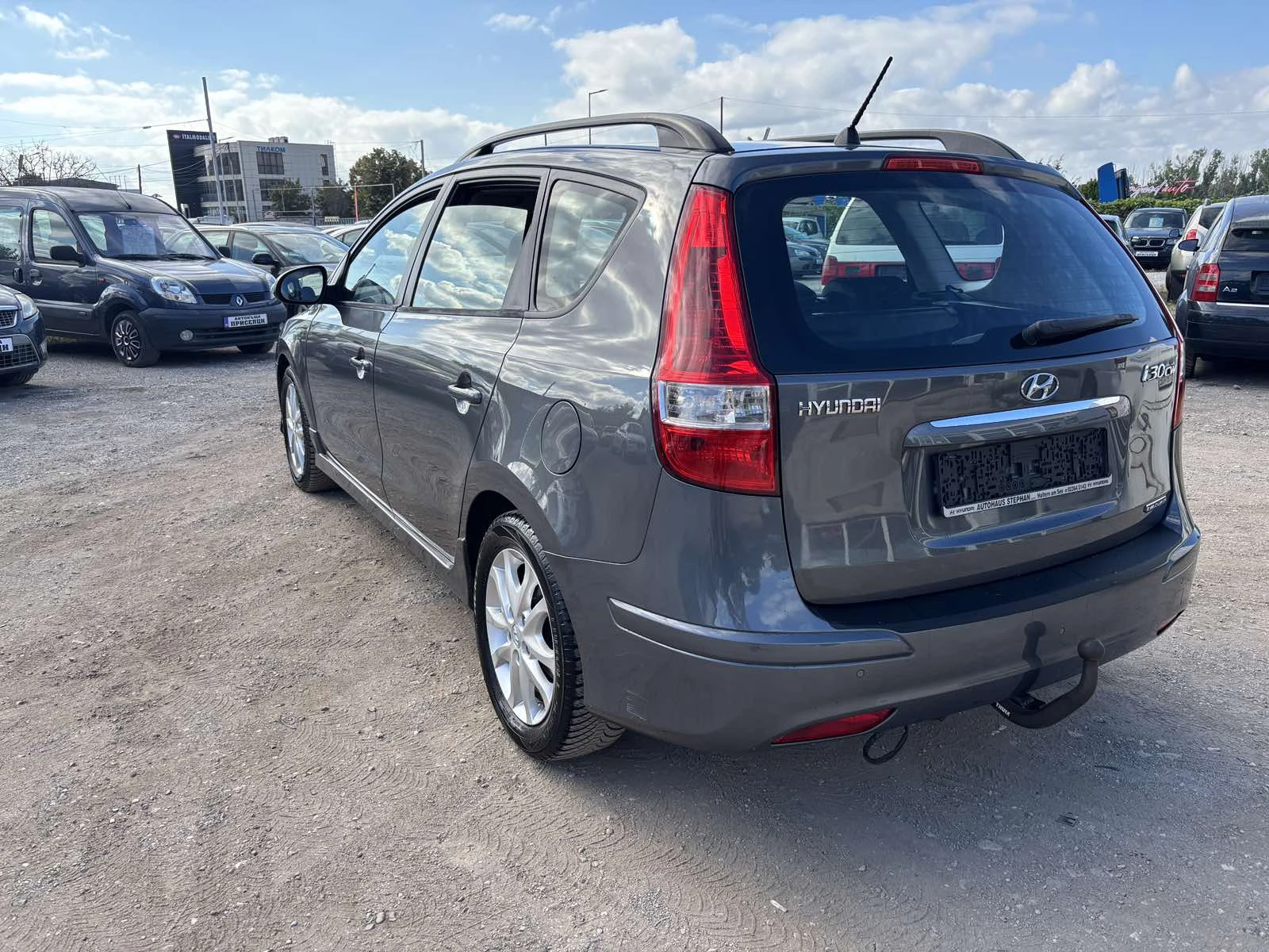 Hyundai I30 1.6 CRDI-ПЕРФЕКТЕН, снимка 4 - Автомобили и джипове - 55796282