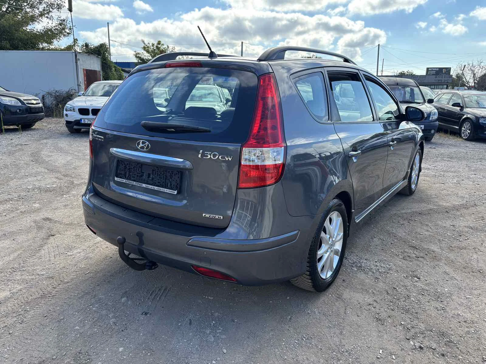 Hyundai I30 1.6 CRDI-ПЕРФЕКТЕН, снимка 5 - Автомобили и джипове - 55796282