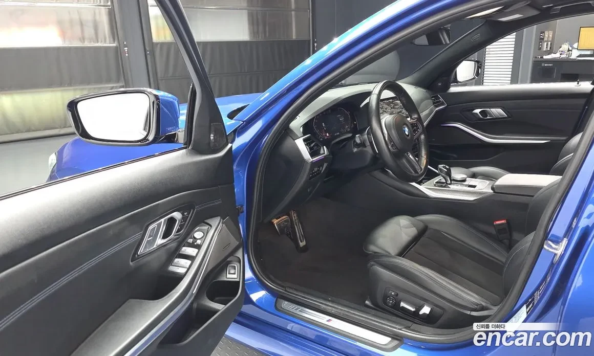 BMW 320 M SPORT, снимка 7 - Автомобили и джипове - 55930773