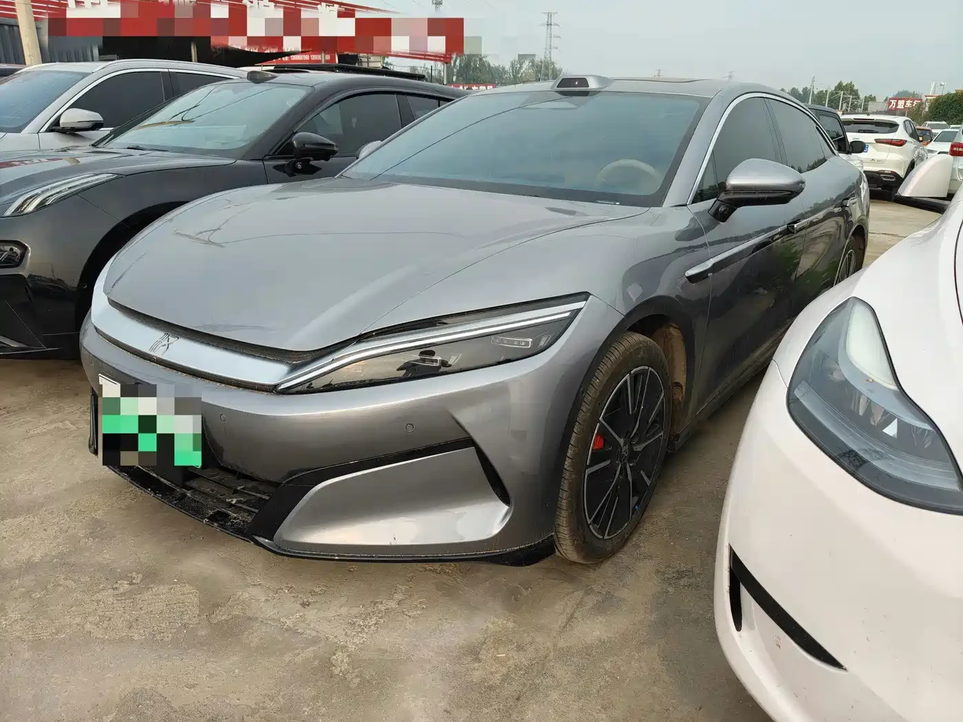 BYD HAN  L 2025 EV 701KM LiDAR Premium