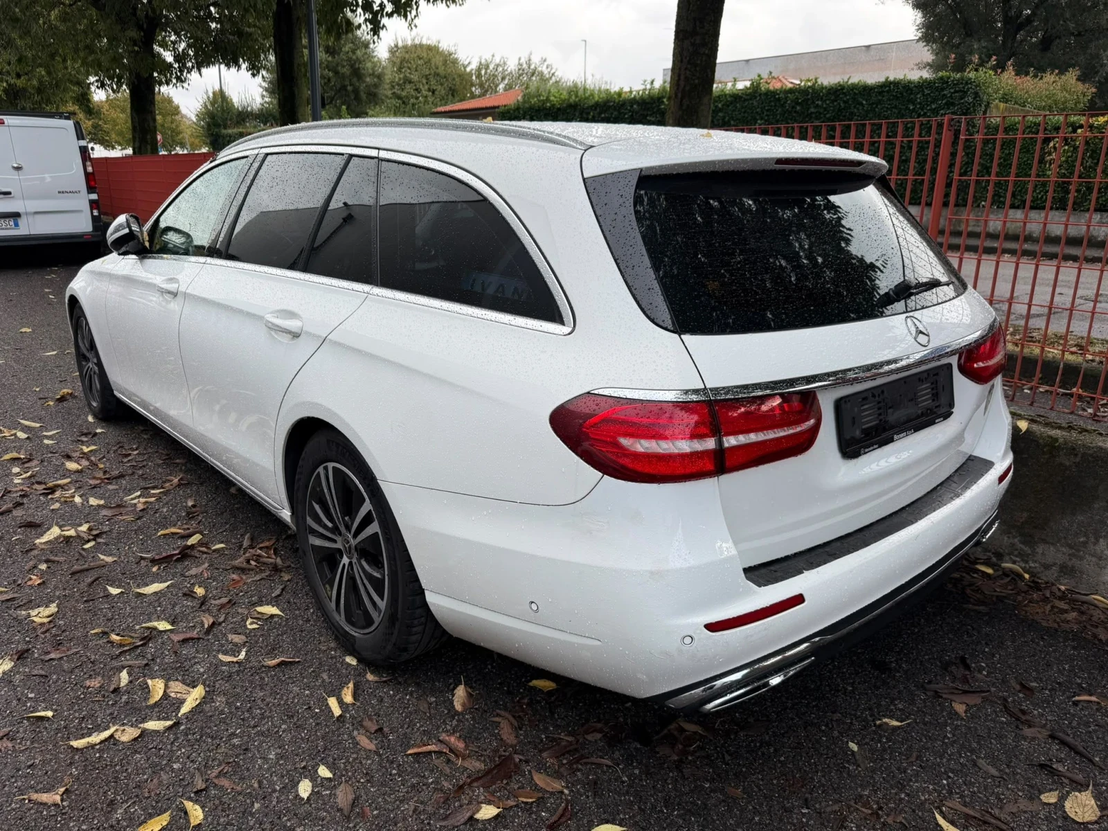 Mercedes-Benz E 200 �� ���� | Mobile.bg � ����������� 2