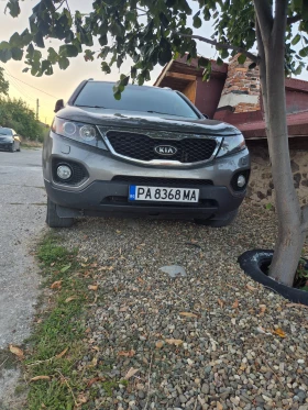 Kia Sorento Перфектно състояние 2.2 CRDI 197 к.с 2010г , снимка 12