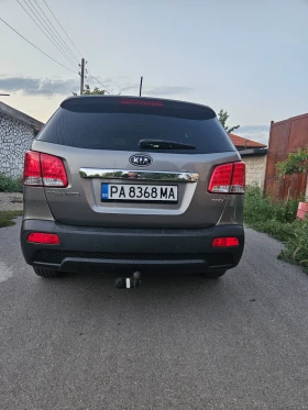 Kia Sorento Перфекно състояние 2.2 CRDI 197 к.с 2010г , снимка 3