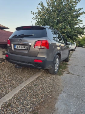 Kia Sorento Перфекно състояние 2.2 CRDI 197 к.с 2010г , снимка 14