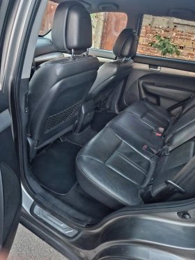Kia Sorento Перфекно състояние 2.2 CRDI 197 к.с 2010г , снимка 6