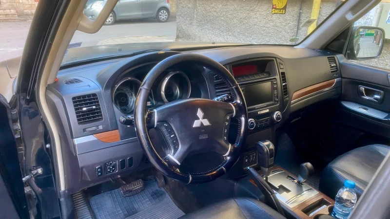 Mitsubishi Pajero, снимка 7 - Автомобили и джипове - 47838679