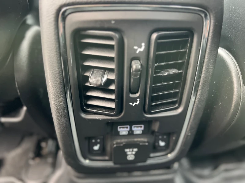 Jeep Grand cherokee 3.6i Limited - Шибедах-Подгрев-Кейлес-Камера, снимка 9 - Автомобили и джипове - 51356552