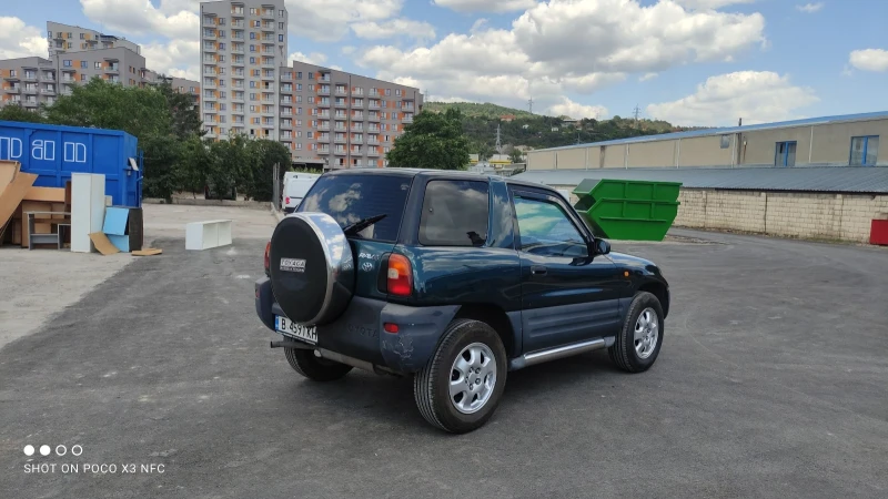 Toyota Rav4 Автомат, снимка 6 - Автомобили и джипове - 52050279