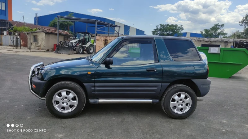 Toyota Rav4 Автомат, снимка 4 - Автомобили и джипове - 52050279