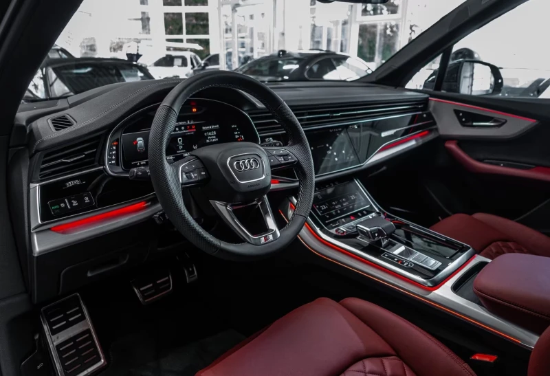 Audi SQ7 4.0TFSI NEWMod25* HUD* Laser* Pan, снимка 3 - Автомобили и джипове - 52062850