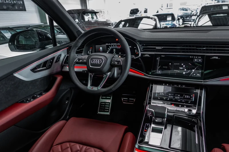 Audi SQ7 4.0TFSI NEWMod25* HUD* Laser* Pan, снимка 4 - Автомобили и джипове - 52062850