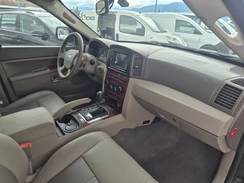 Jeep Grand cherokee 3.0 CRD, снимка 8 - Автомобили и джипове - 53471081