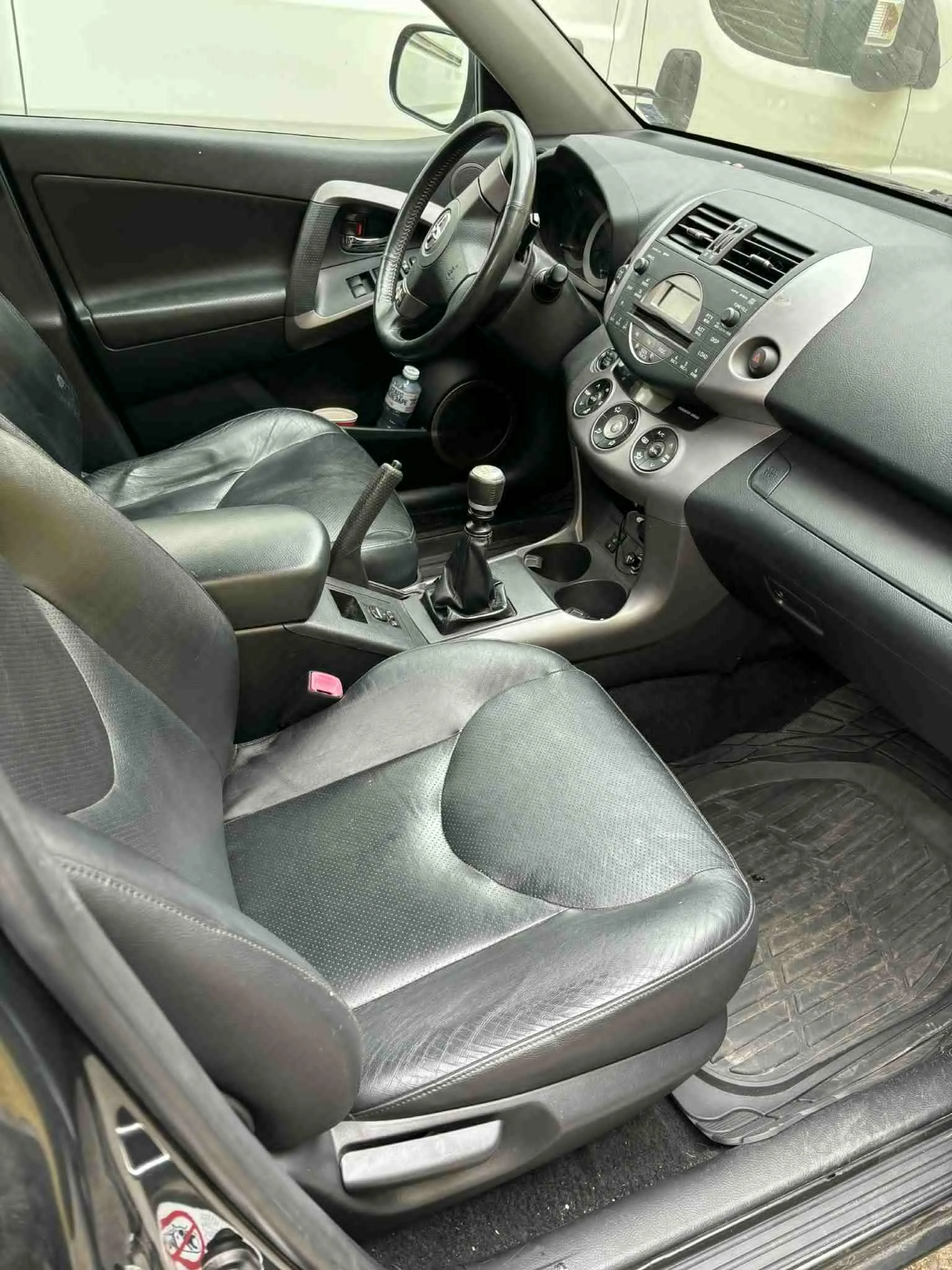 Toyota Rav4  - изображение 7