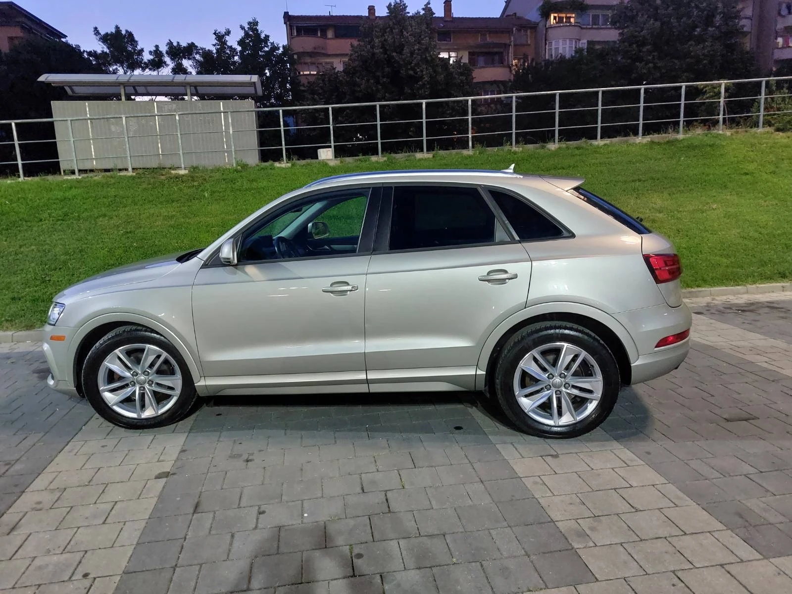 Audi Q3 | Mobile.bg   15