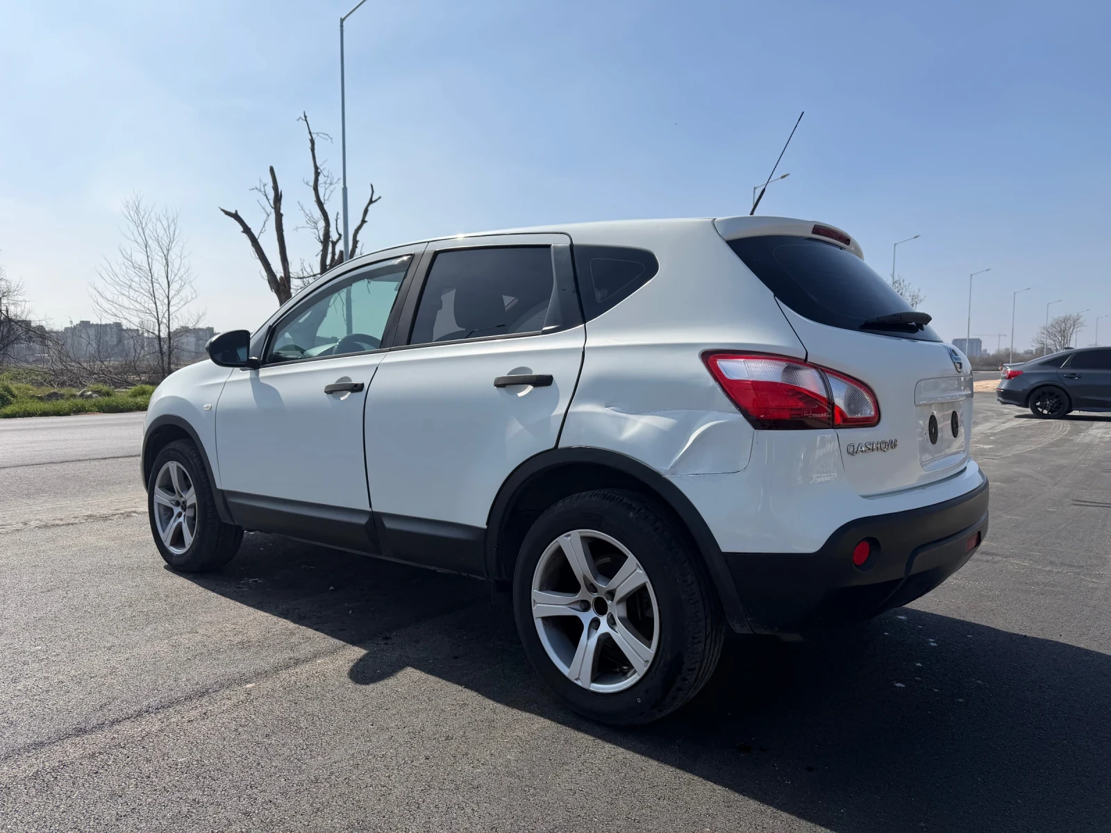 Nissan Qashqai 1.6i Gpl/Gaz, снимка 5 - Автомобили и джипове - 53893356