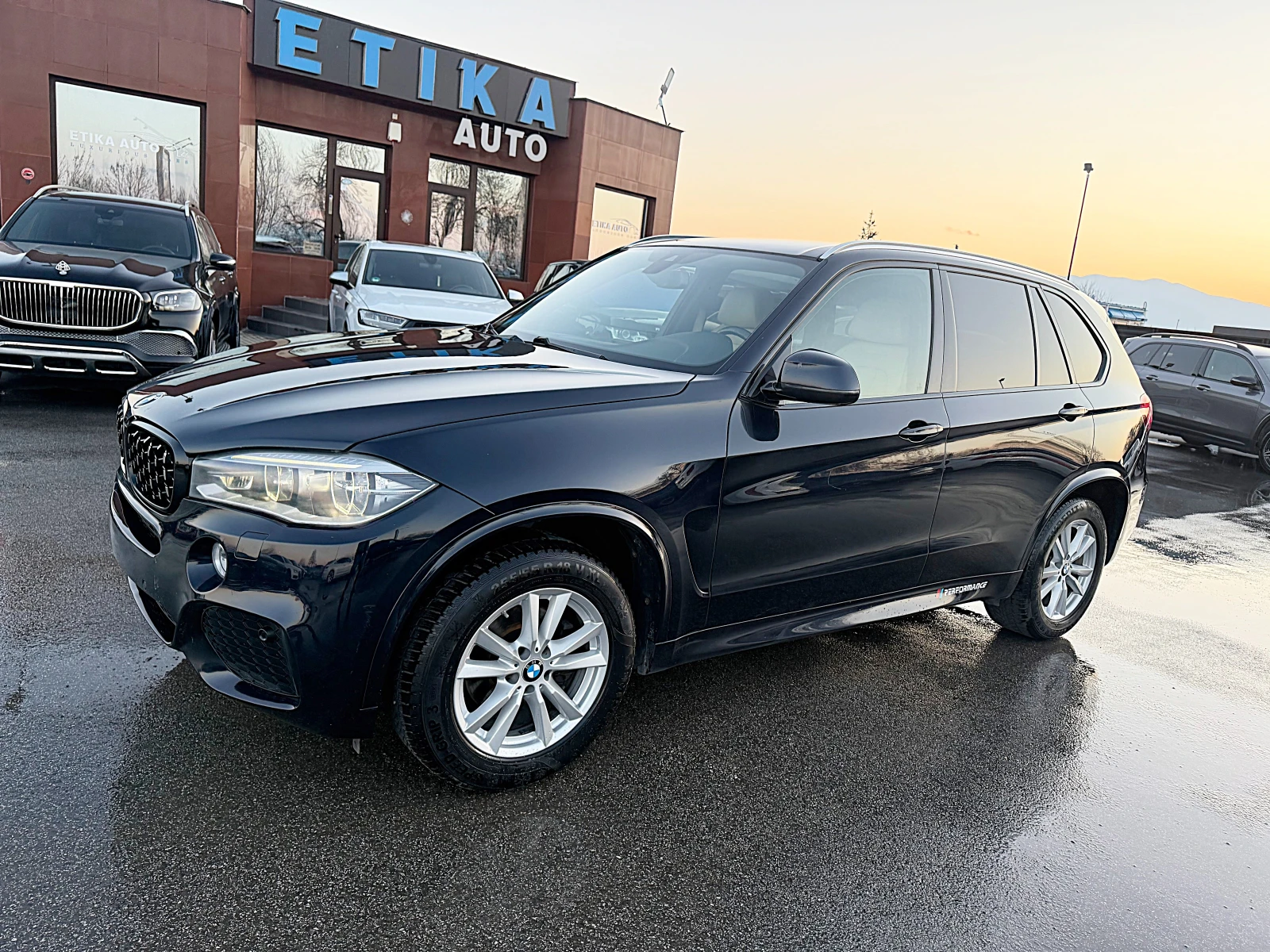 BMW X5 M PAKET-SPORT-360 KAMERI-4x4-LED-BIXENON-ОБДУХВАНЕ - изображение 3