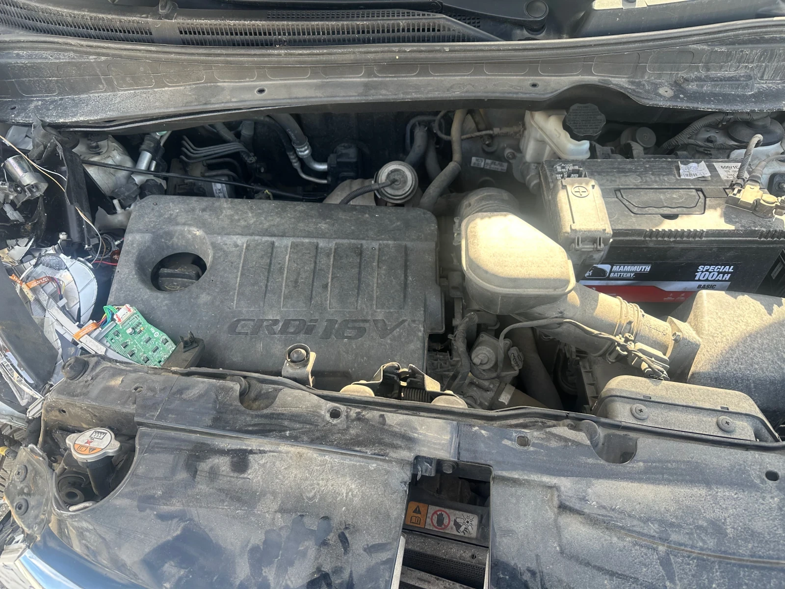 Hyundai IX35 1.7, снимка 3 - Автомобили и джипове - 53870911