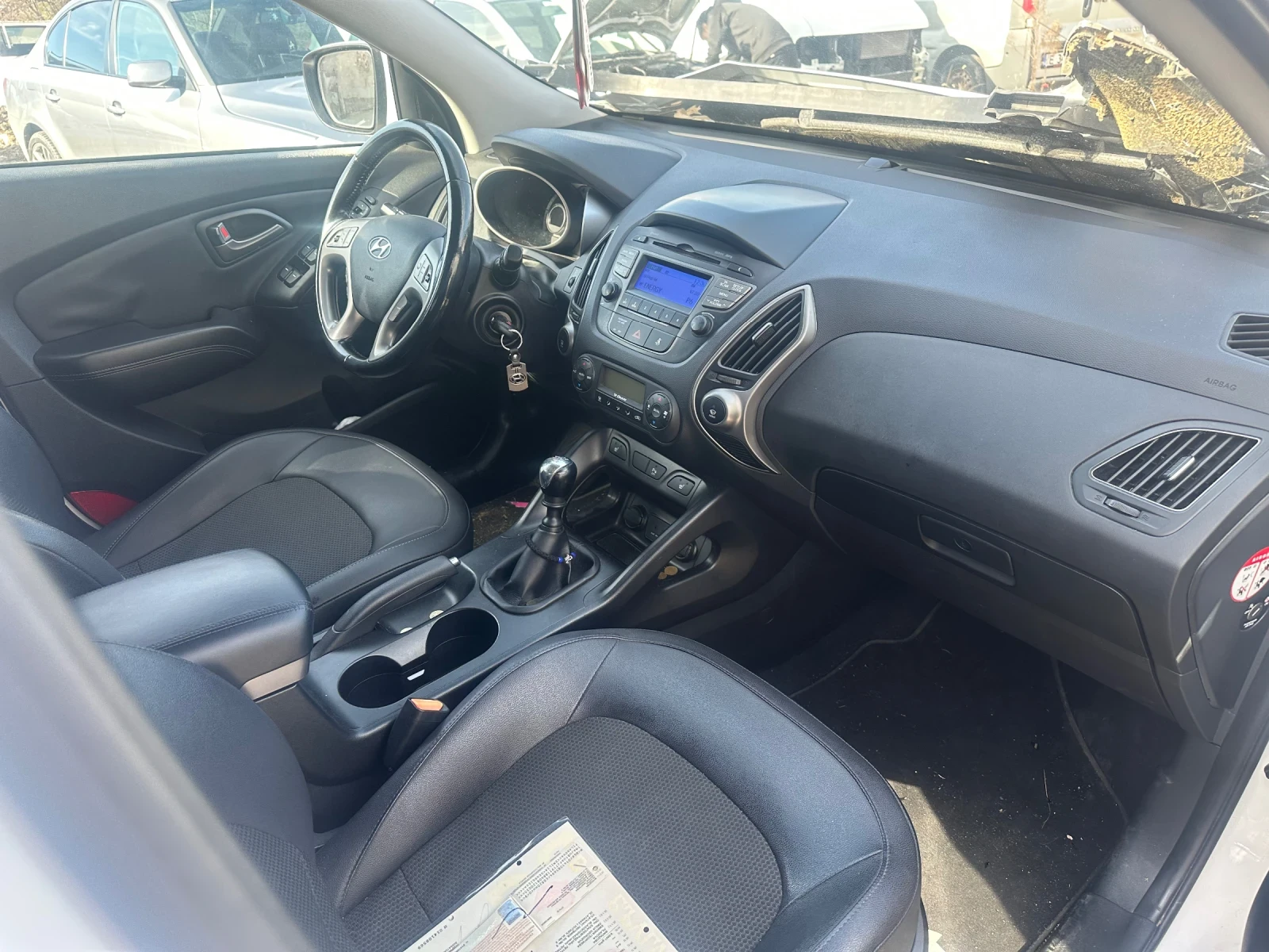 Hyundai IX35 1.7, снимка 7 - Автомобили и джипове - 53870911