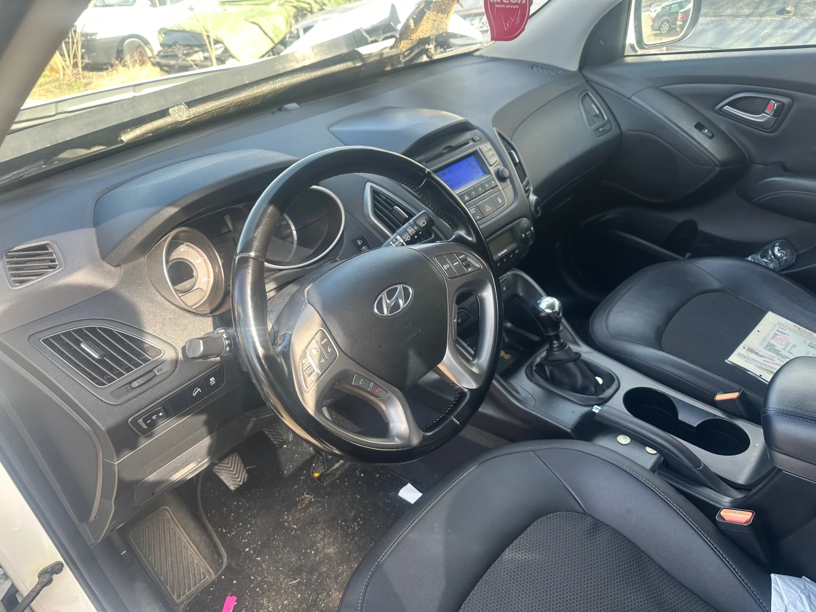 Hyundai IX35 1.7, снимка 10 - Автомобили и джипове - 53870911