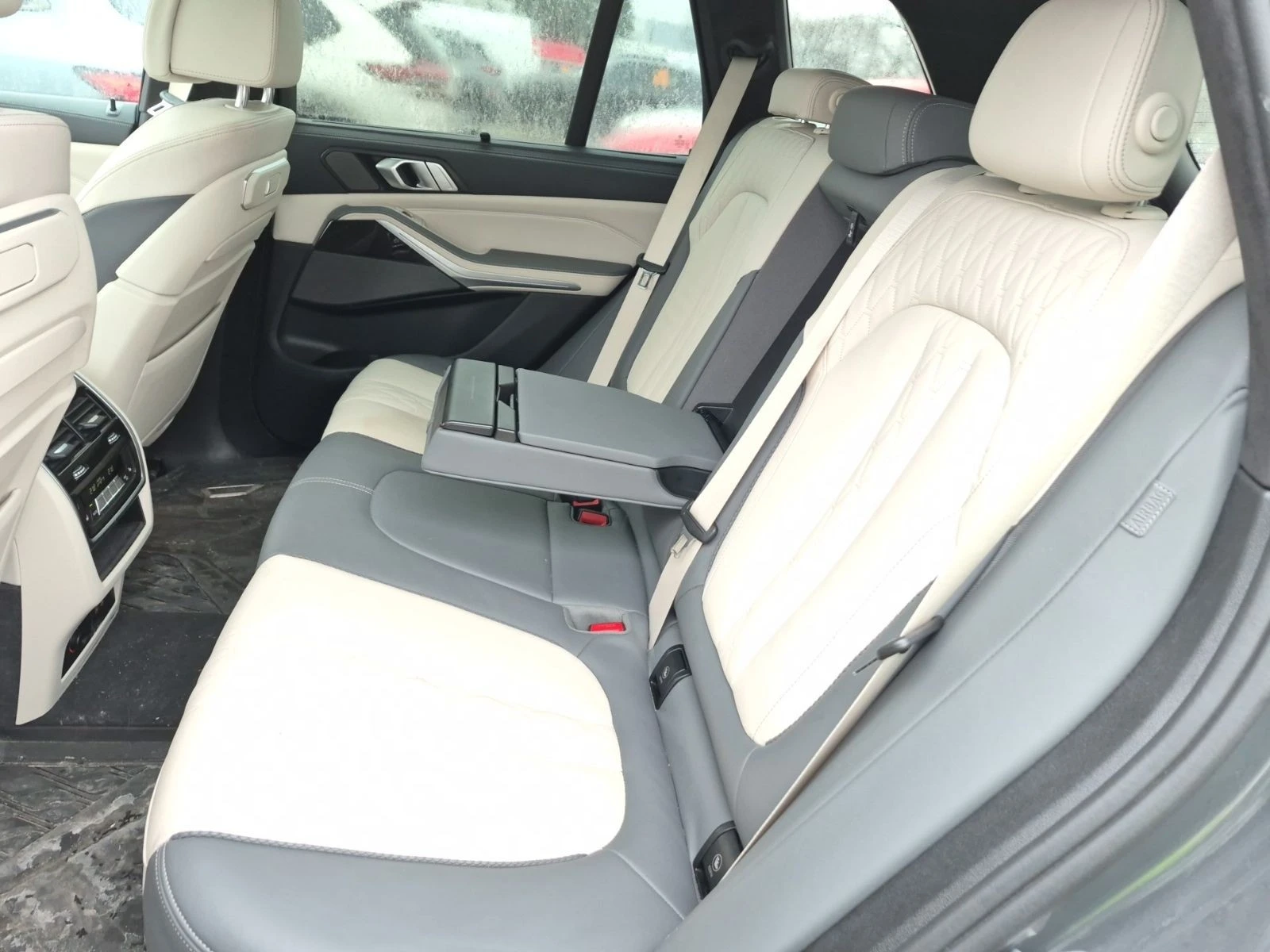 BMW X5 M60I XDRIVE АВТО КРЕДИТ, снимка 12 - Автомобили и джипове - 53949054