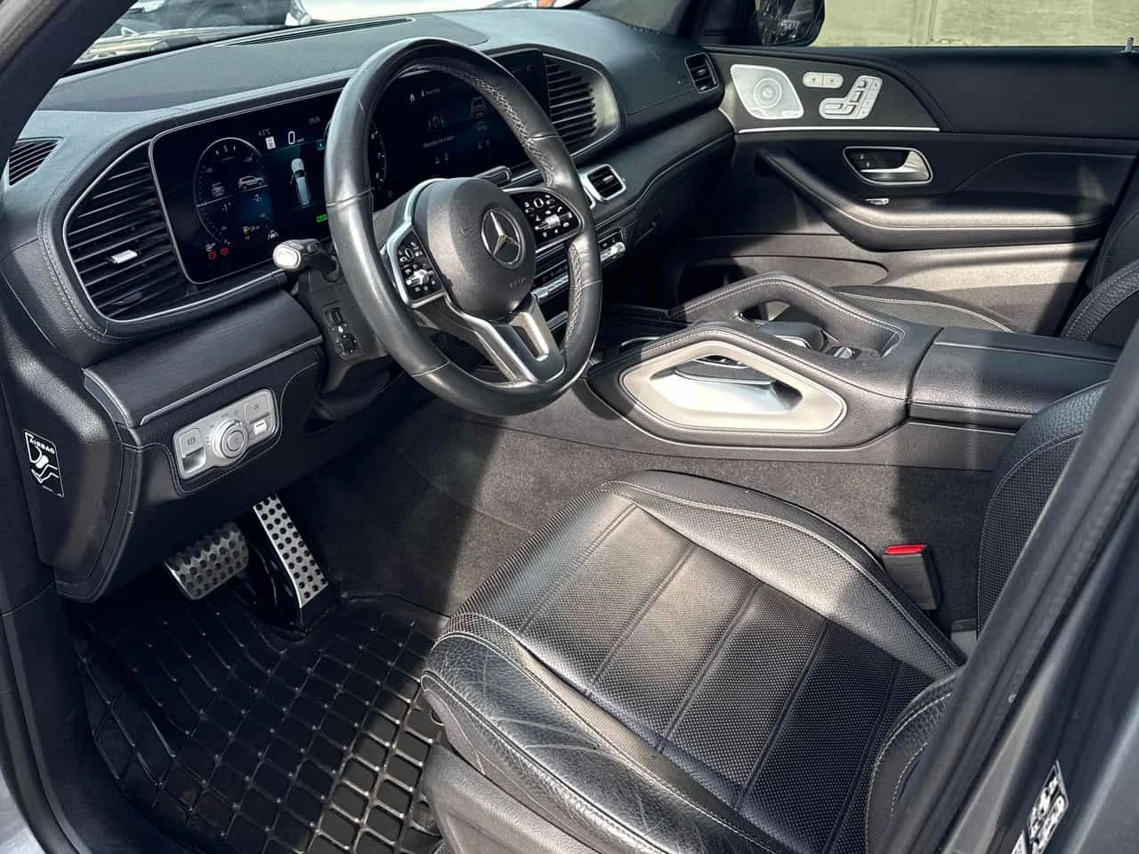 Mercedes-Benz GLS580 GLS 580  CARFAX, снимка 5 - Автомобили и джипове - 54110549