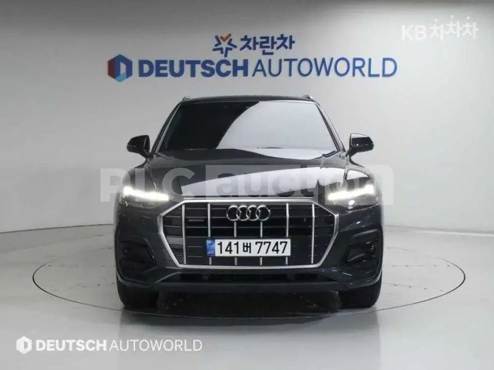 Audi Q5 SPORTBACK* АМБИЕНТНО* ПОДГРЕВИ* ПАНОРАМА* ДИСТРОНИ, снимка 2 - Автомобили и джипове - 54553546