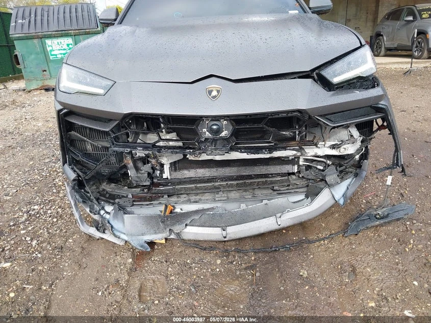 Lamborghini Urus CARBON| HUD| 360| PANO| AMBIENT| CARFAX| , снимка 2 - Автомобили и джипове - 55049135