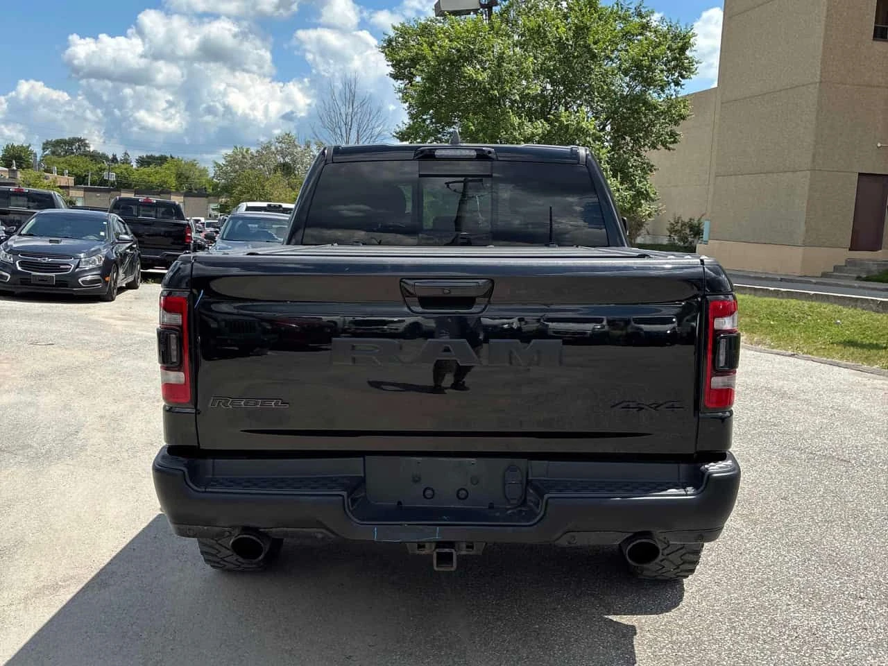 Dodge RAM 1500 | Rebel | АВТОКРЕДИТ БЕЗ ПЪРВОНАЧАЛНА ВНОСКА | , снимка 4 - Автомобили и джипове - 55268792