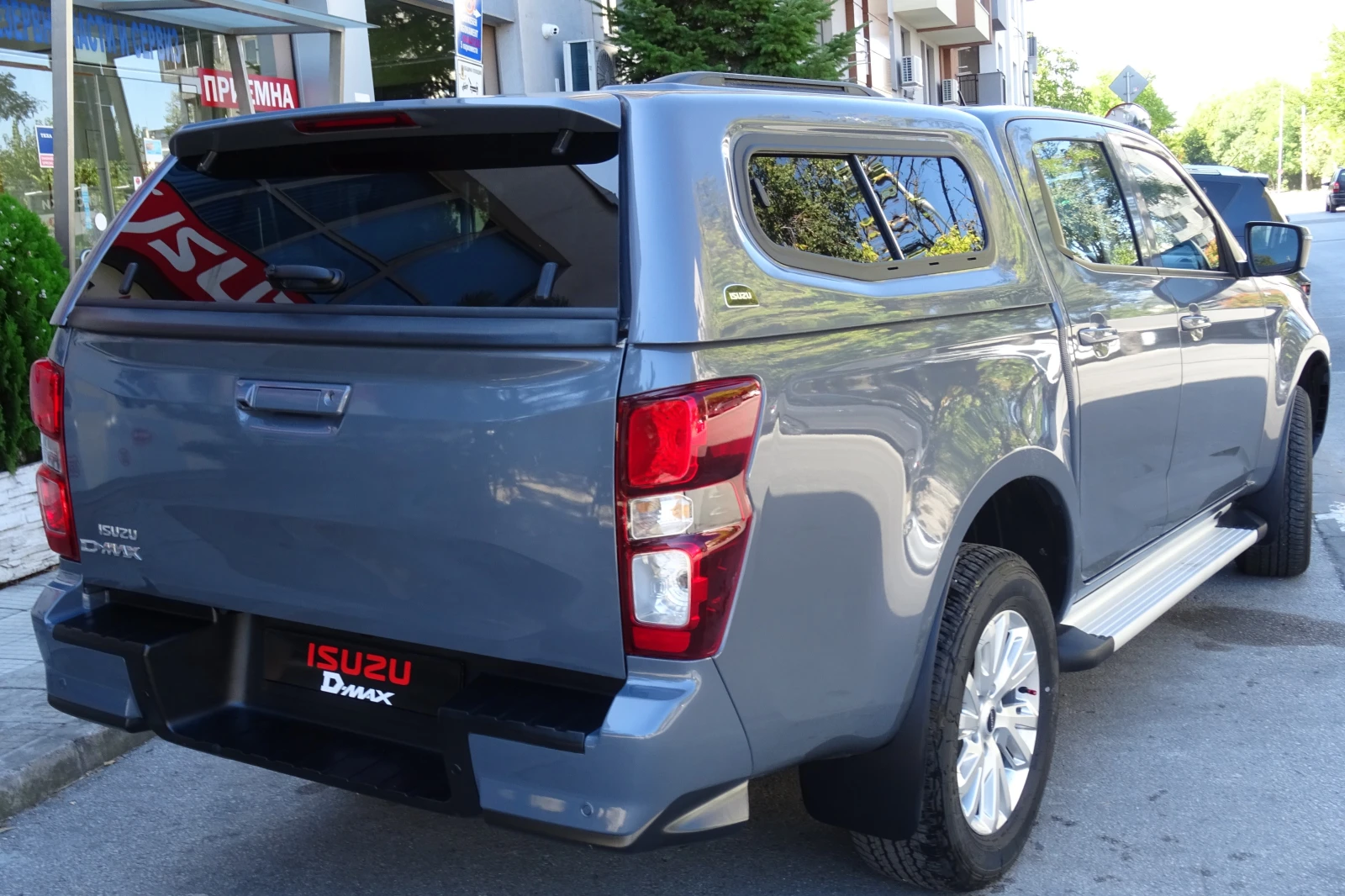 Isuzu D-max, снимка 15 - Автомобили и джипове - 56414523