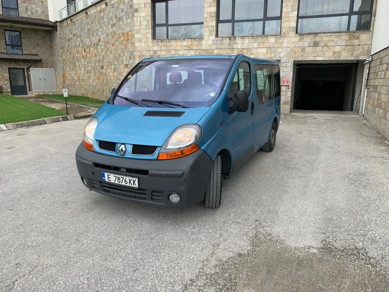 Renault Trafic, снимка 1 - Бусове и автобуси - 47416973